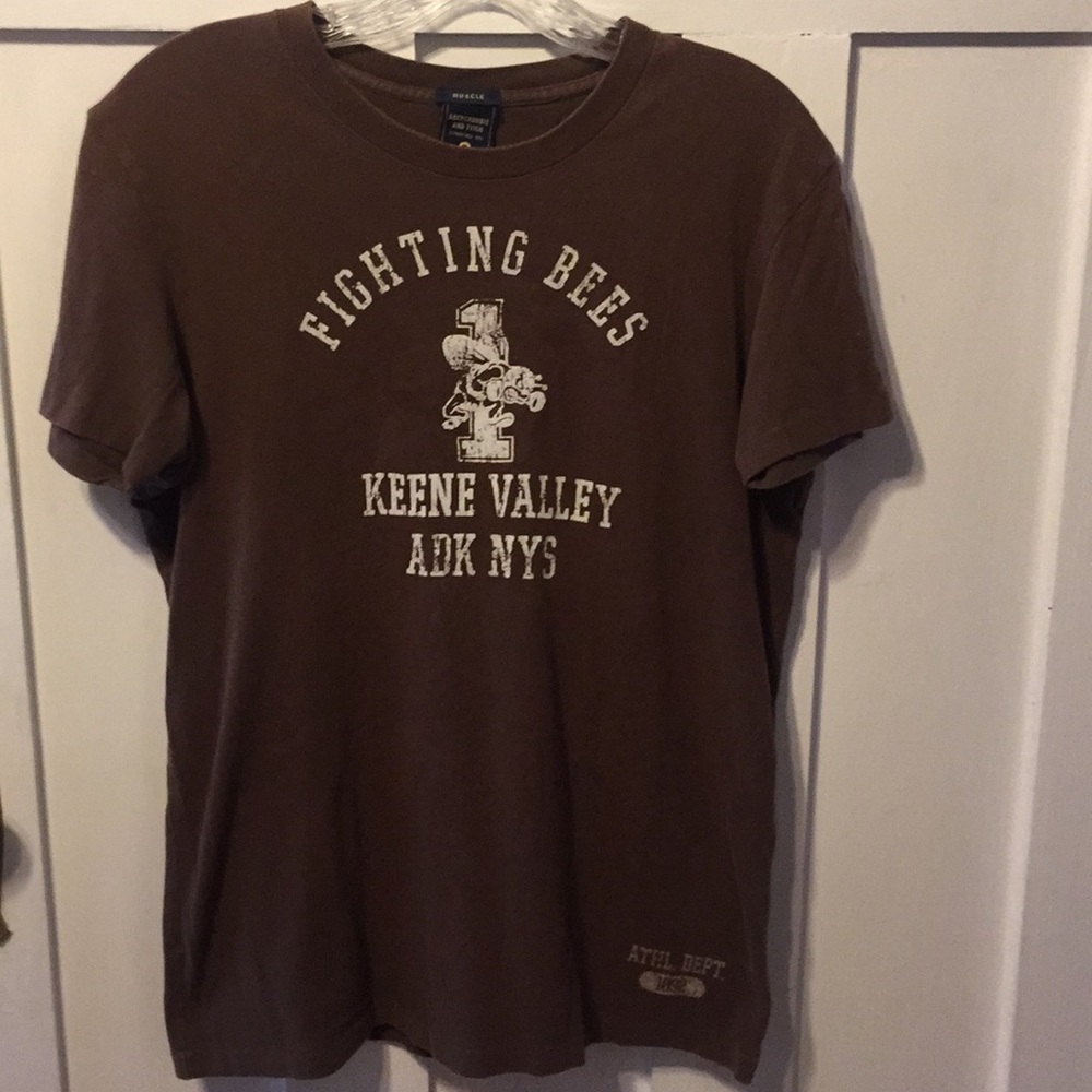 Abercrombie & Fitch men’s tee